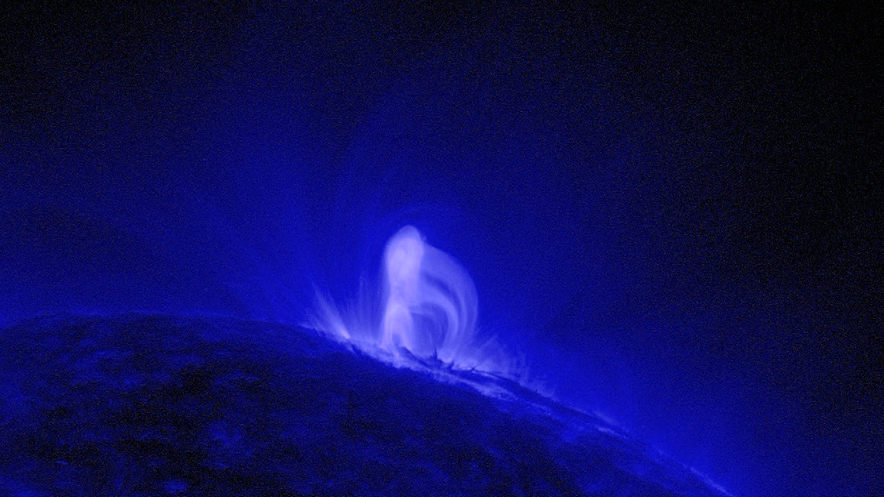 Solar scientists have long known that at the heart of the great explosions of solar material that shoot off the sun &ampmdash; known as coronal mass ejections or CMEs &ampmdash; lies a twisted kink of magnetic fields known as a flux rope. But no one has known when or where they form. Now, for the first time, NASA's Solar Dynamics Observatory as captured a flux rope in the very act of formation.For complete transcript, click here.